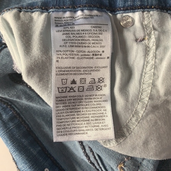 Denizen from Levi's High Rise Raw Hem Shorts - 6 - Picture 5 of 6